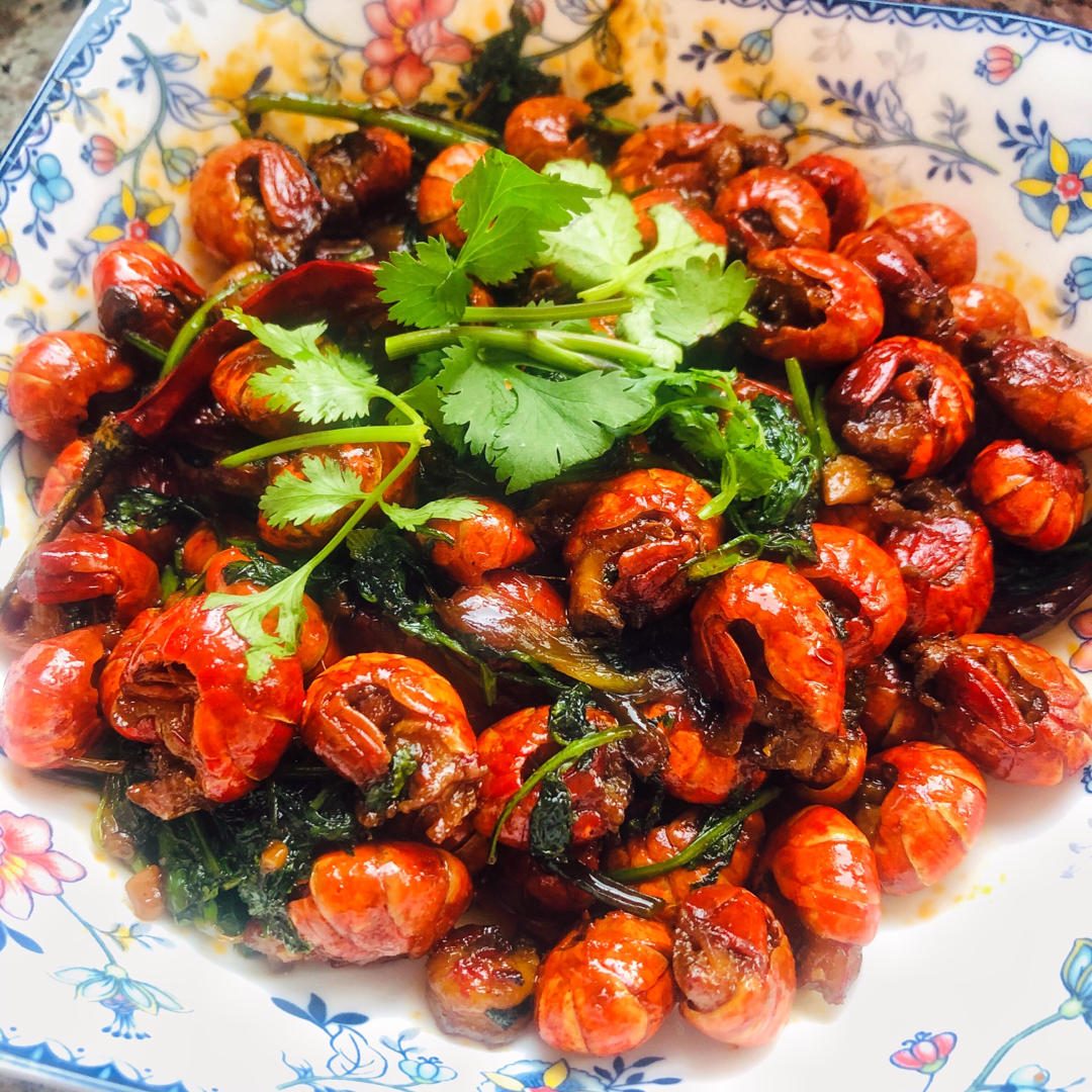 小程姑娘做的夏日夜市烧烤摊的灵魂麻辣龙虾尾