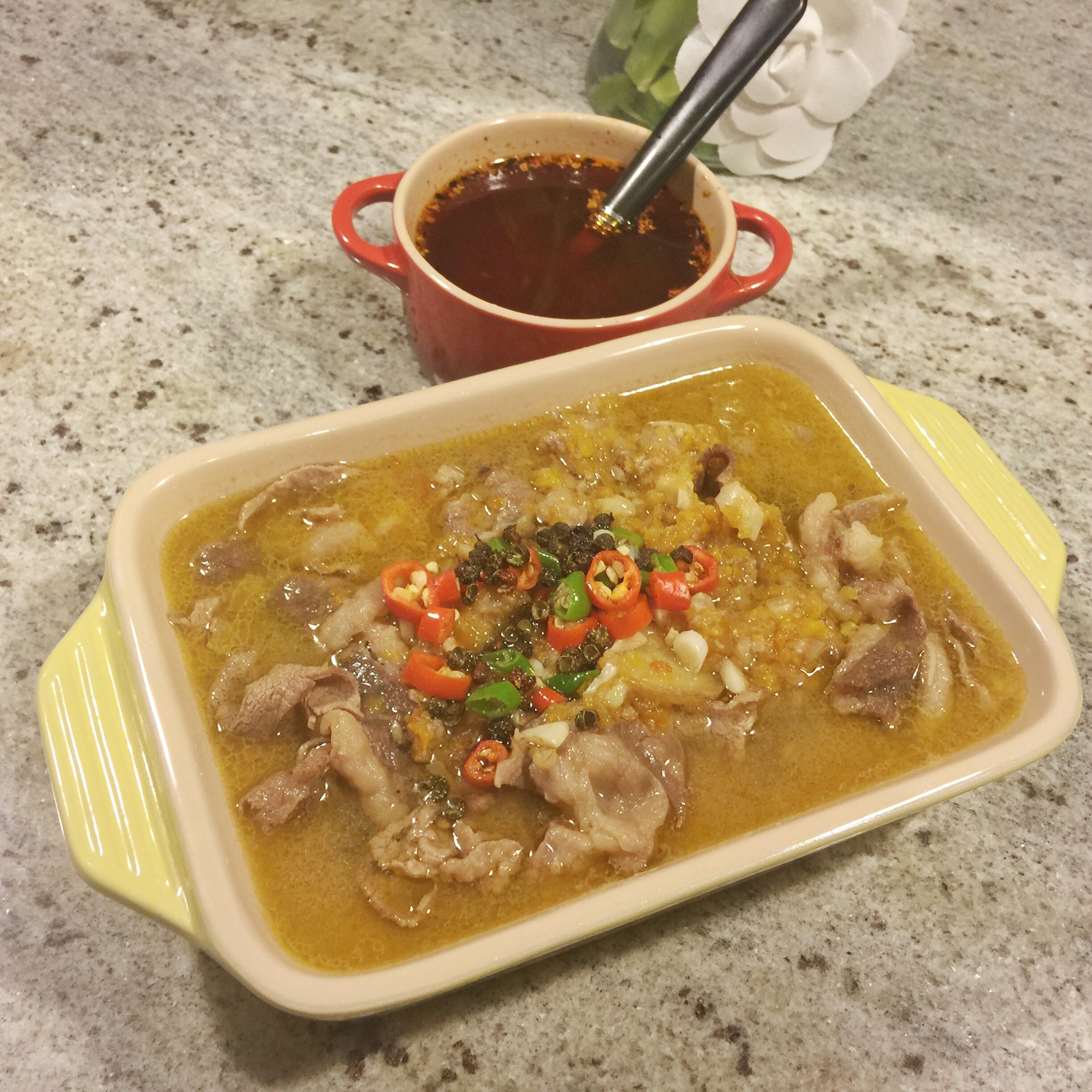 酸汤肥牛