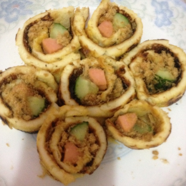 香肠肉松鸡蛋卷