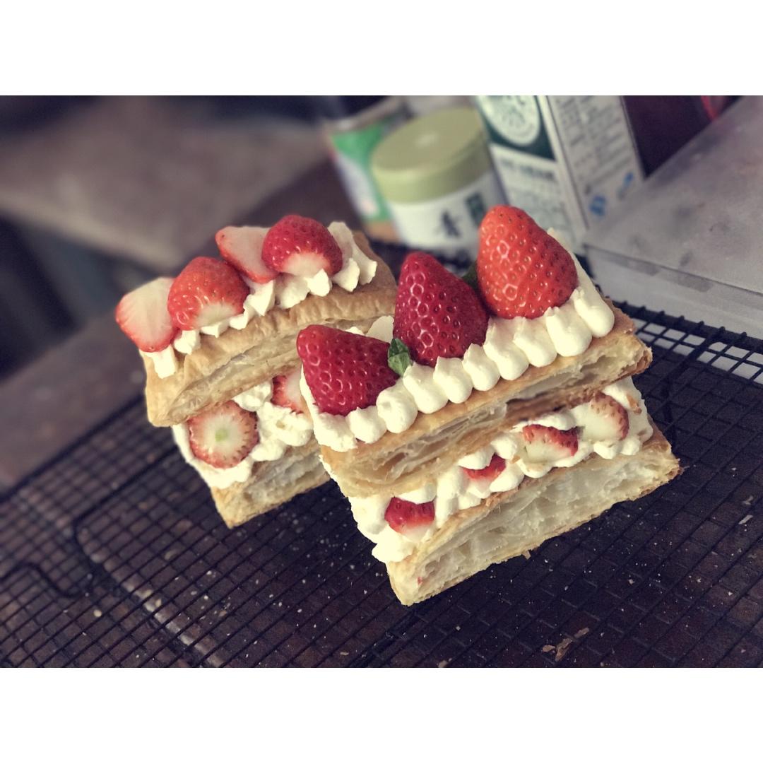 草莓拿破仑酥