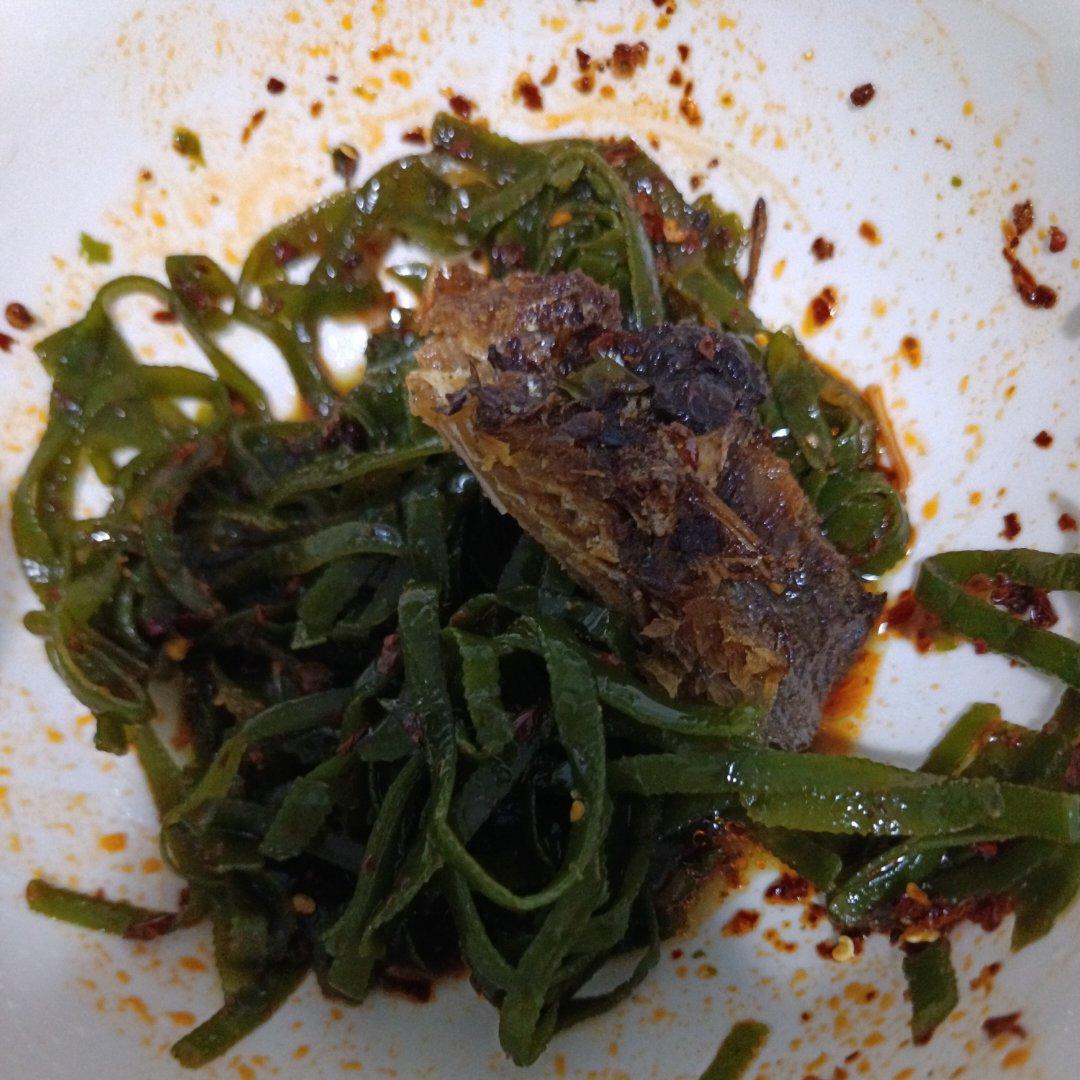 凉拌酸辣海带丝