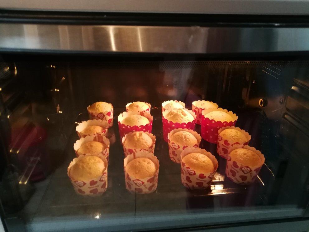 马芬蛋糕（基本拌和法）