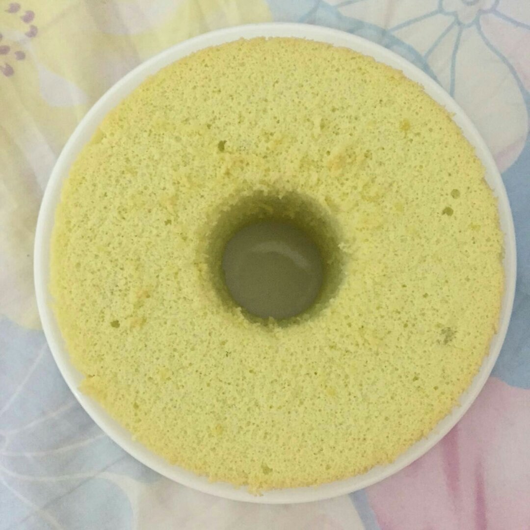 菠菜戚风蛋糕（8寸中空模具）