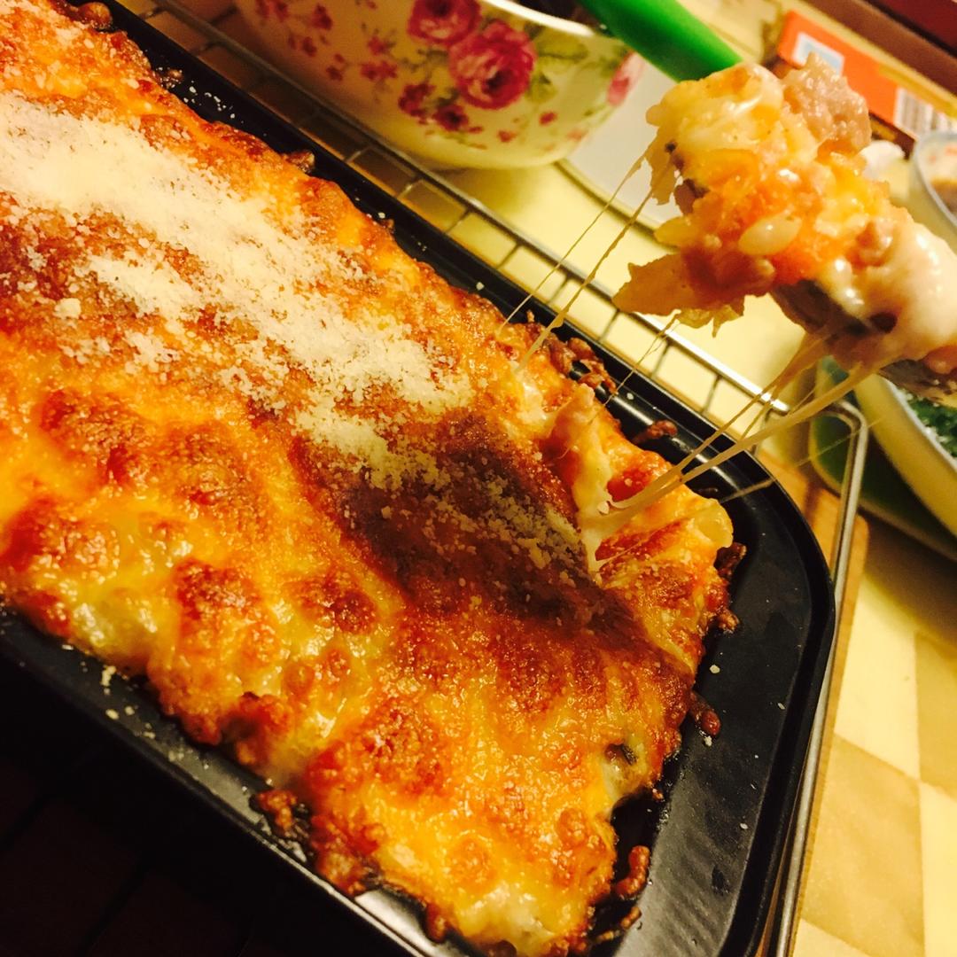 蕃茄肉酱奶酪焗饭