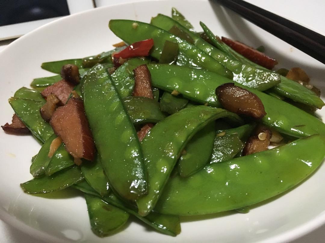 荷兰豆炒腊肉