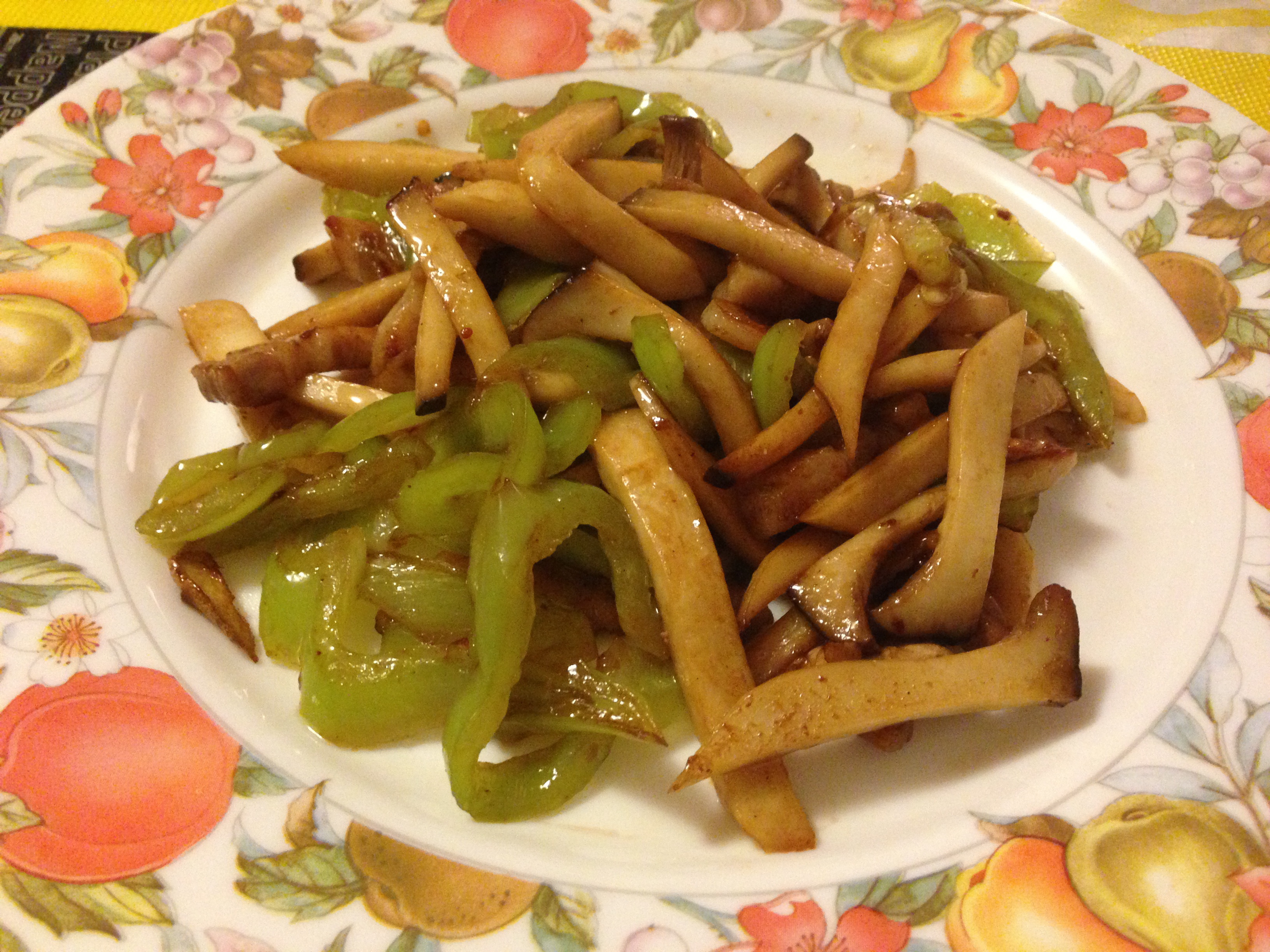 青椒素炒杏鲍菇