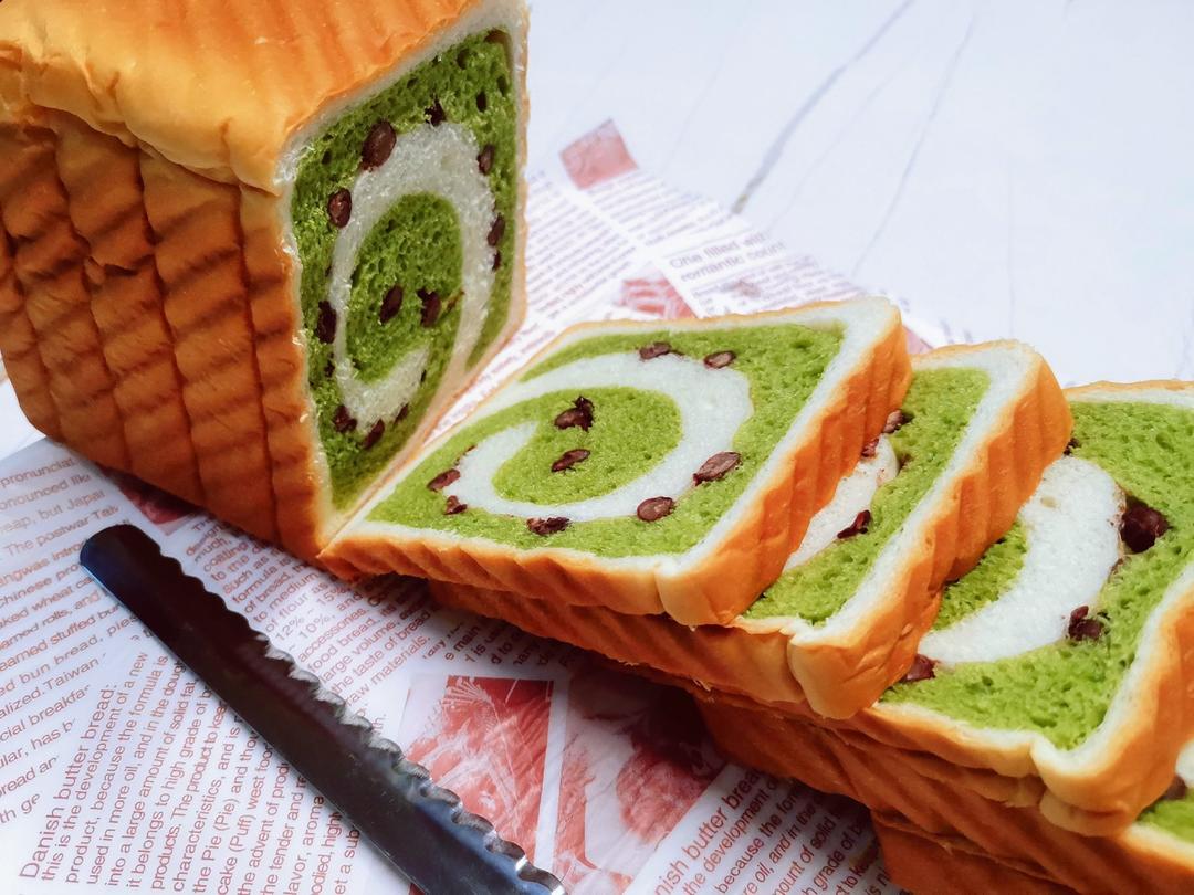 Sara吐司系列五：高颜值抹茶蜜豆双色吐司