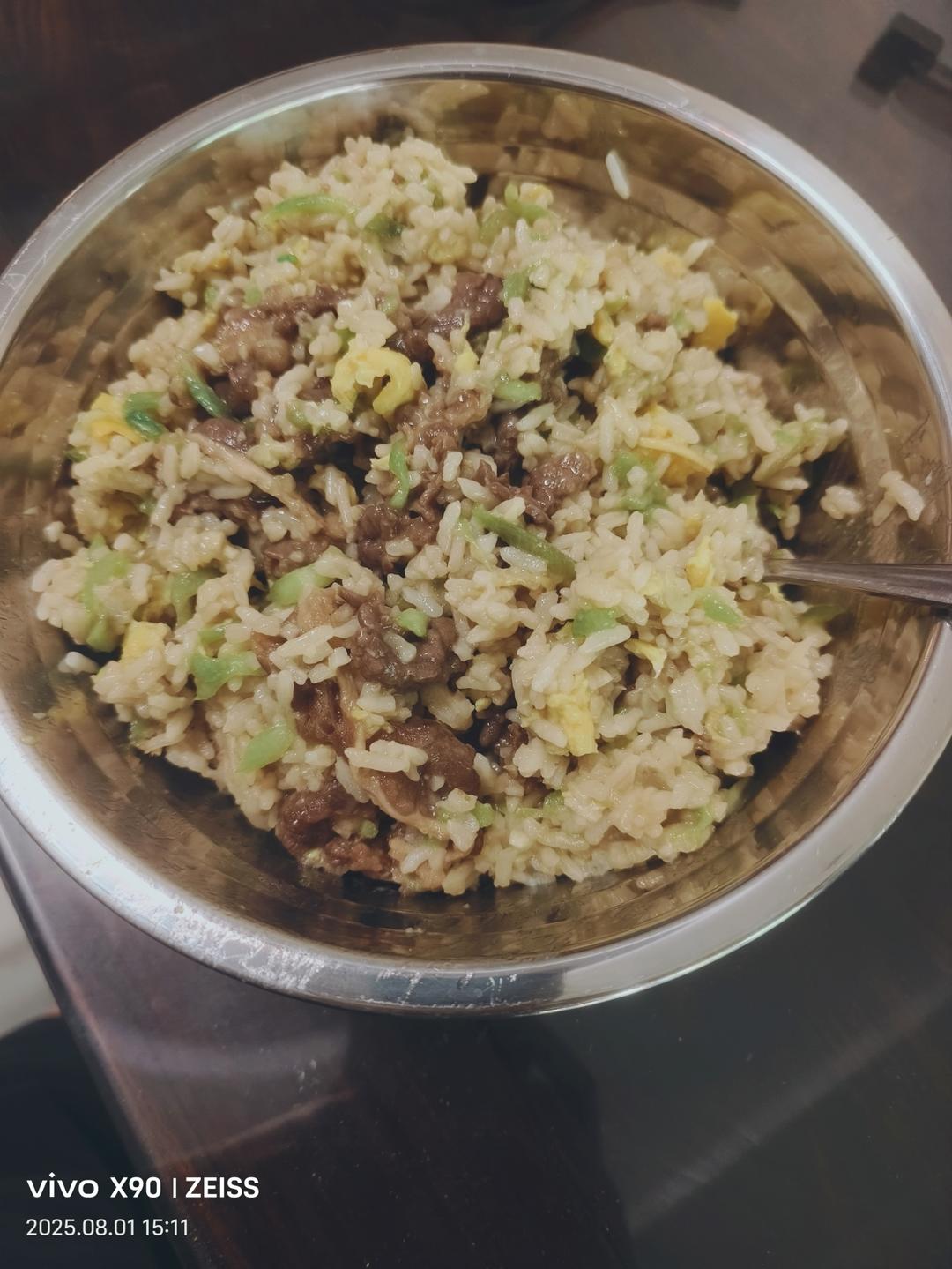 【宝宝辅食】丝瓜牛肉鸡蛋盖饭