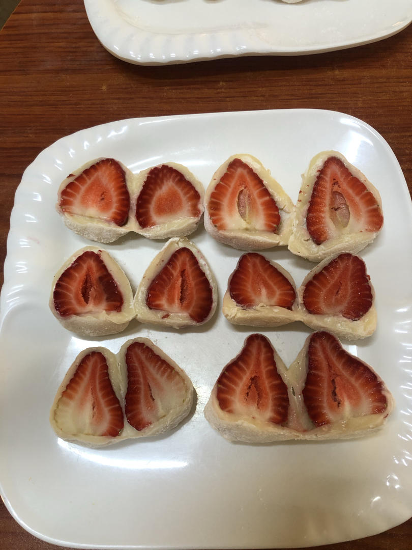 圣诞美食之草莓糯米糍