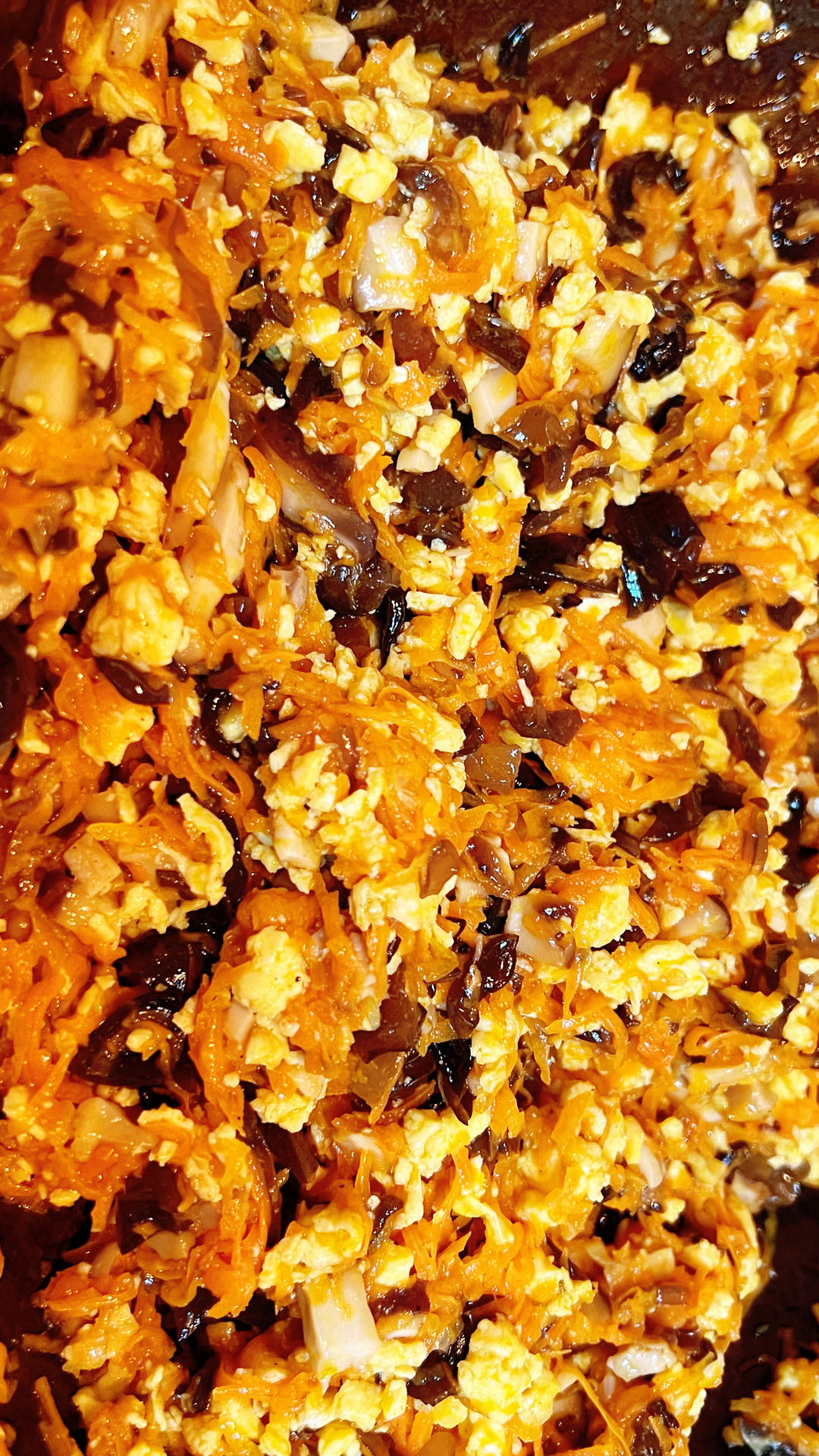 胡萝卜木耳鸡蛋素包子