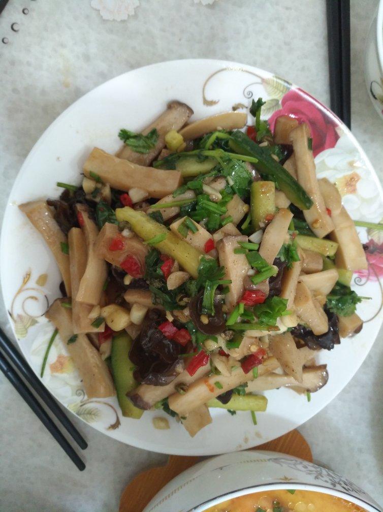 凉拌杏鲍菇