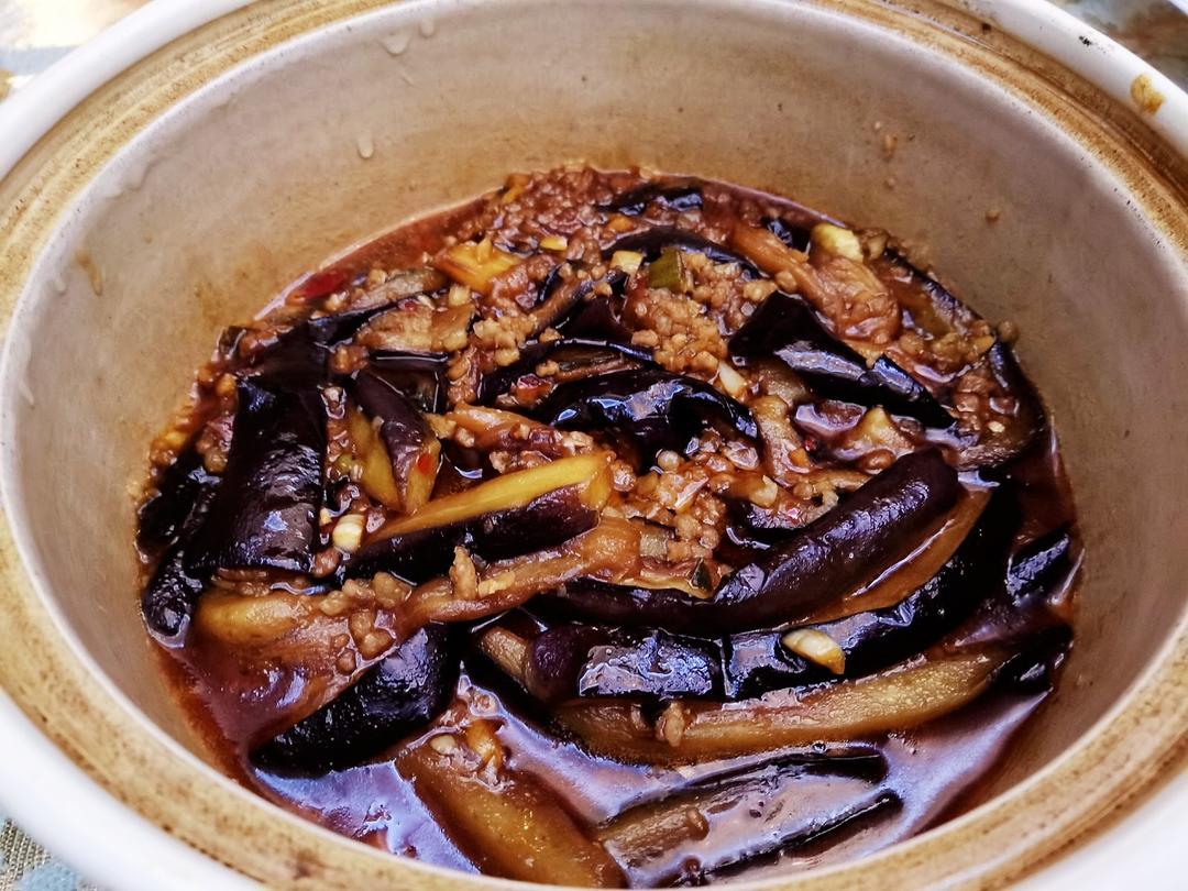 开胃下饭菜！巨简单的家常鱼香茄子煲