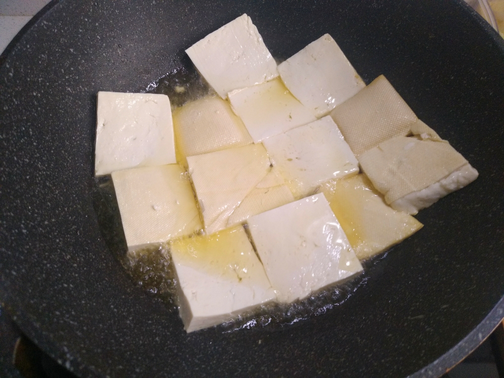 豆腐白菜煲的做法 步骤2