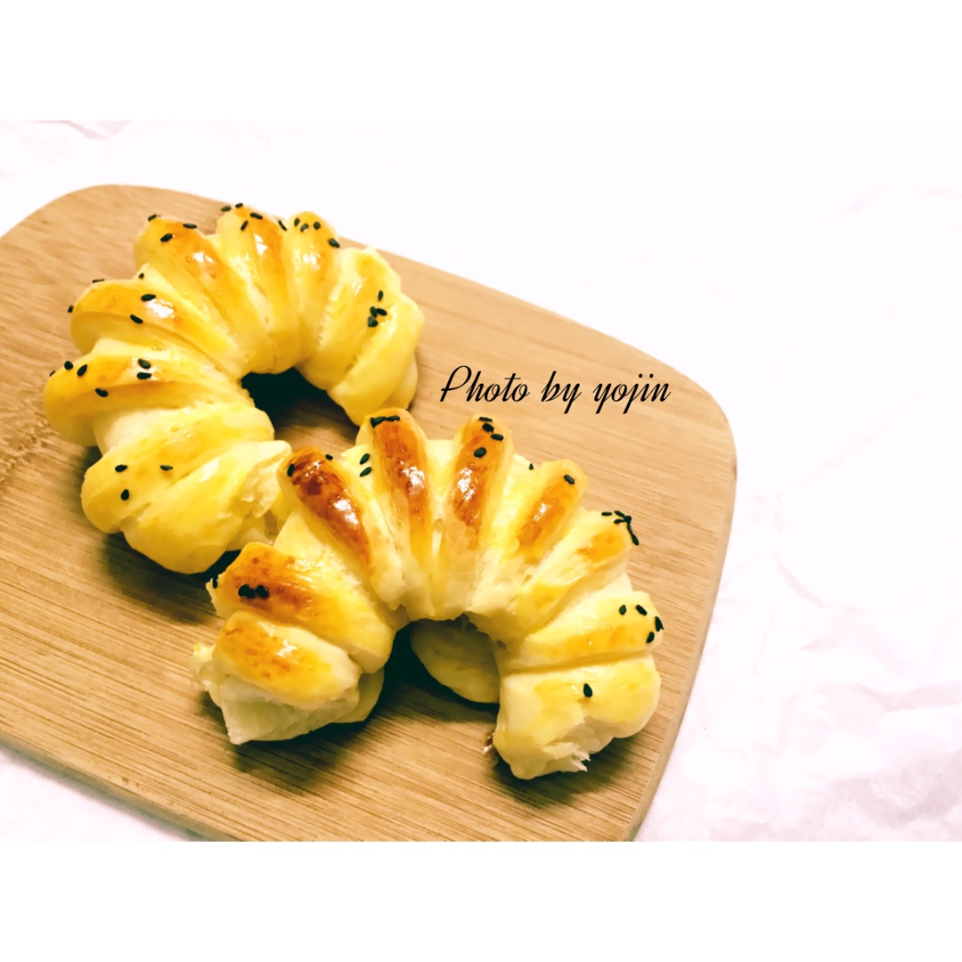 毛毛虫肉松面包