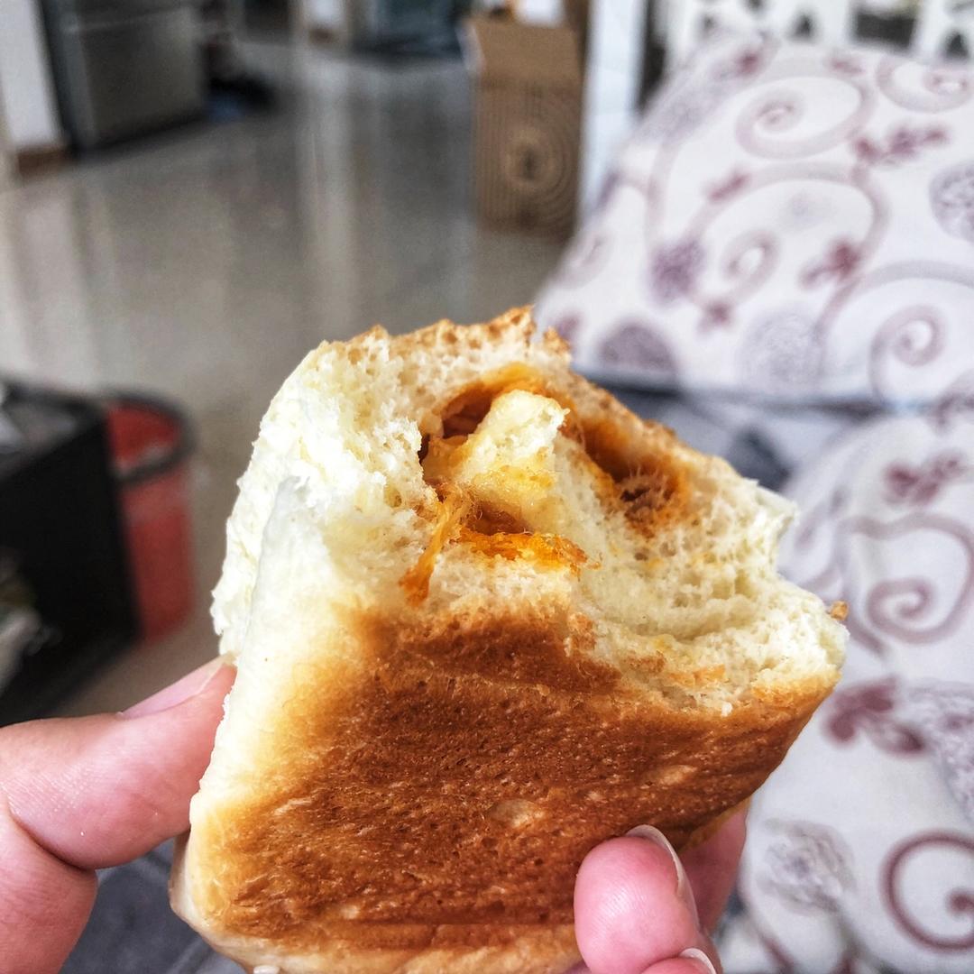 肉松沙拉酱面包（65度汤种）