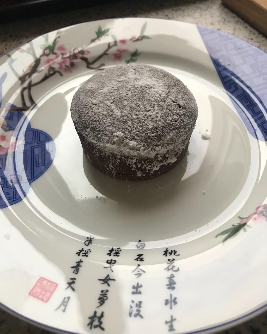 巧克力熔岩蛋糕(全图文超简单)
