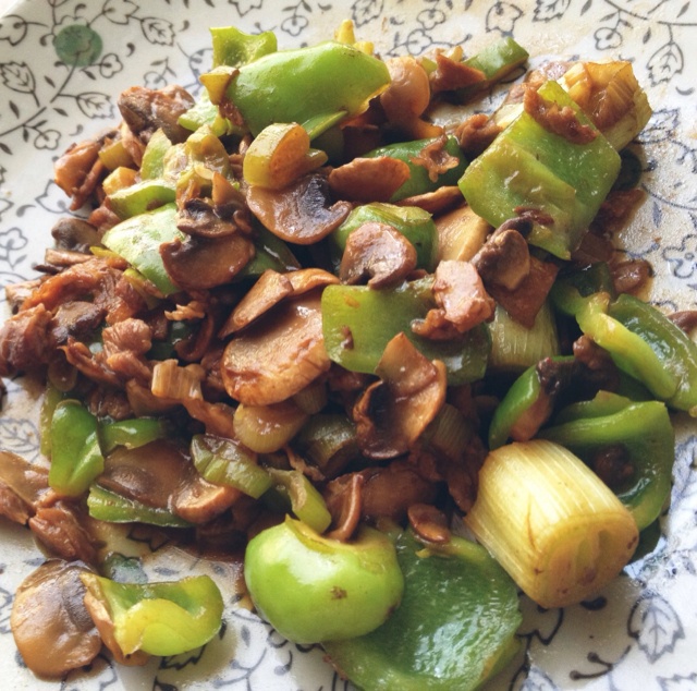 酱炒蘑菇牛肉