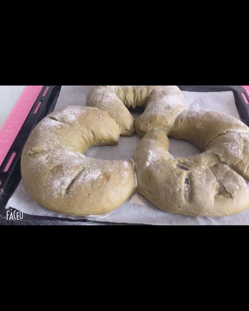 抹茶麻薯红豆软欧包