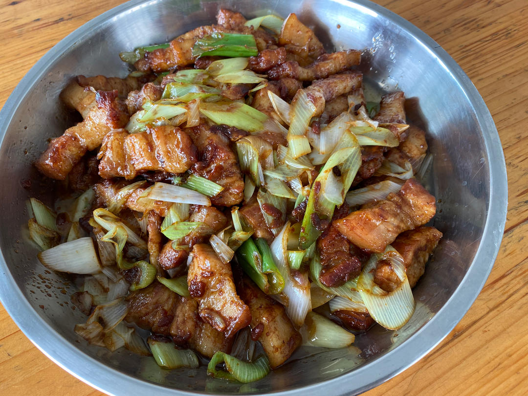 超下饭的大葱炒肉片