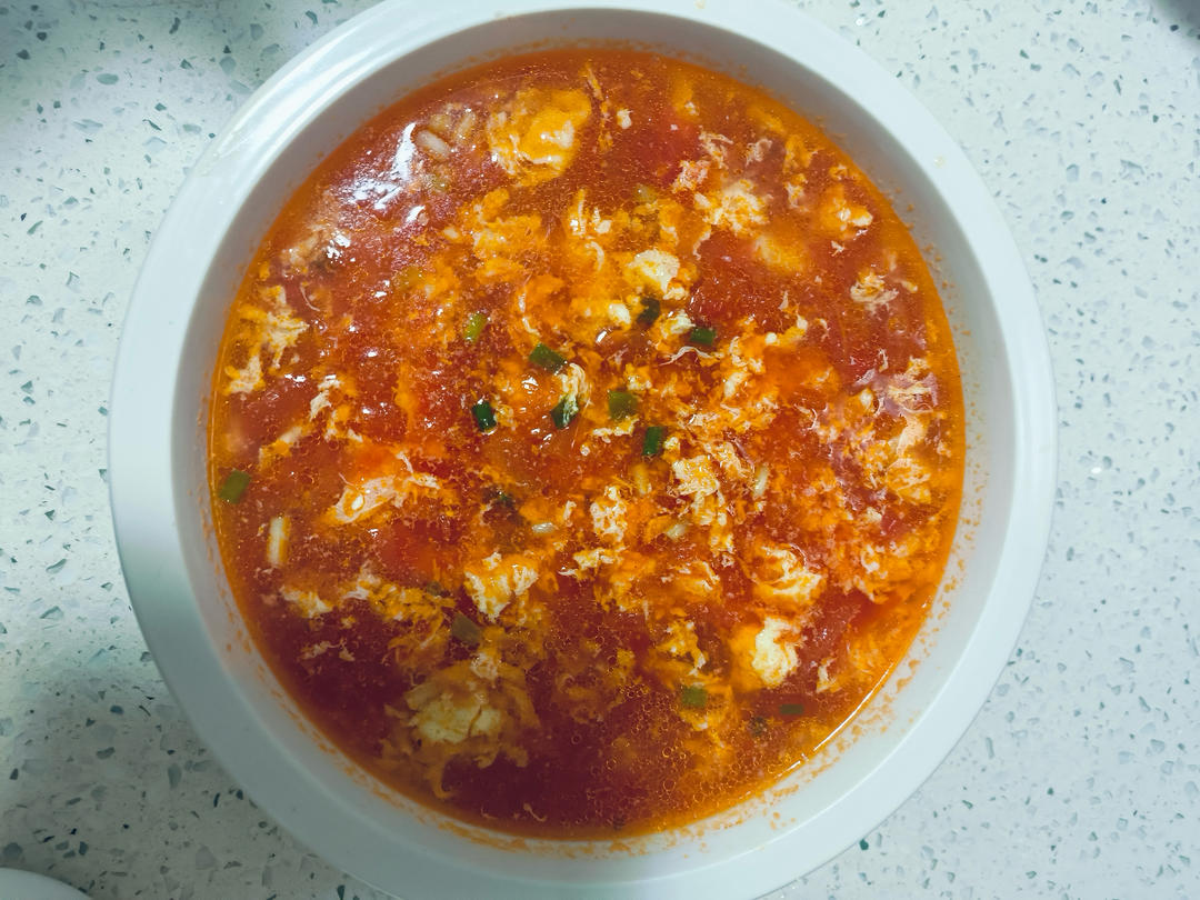 【跟我做不会错】简单又好喝的西红柿鸡蛋汤，家常又营养哦