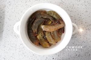 叶智勇—新加坡辣椒虾的做法 步骤4