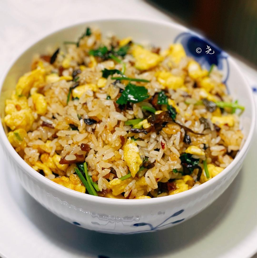 外婆菜炒饭的做法