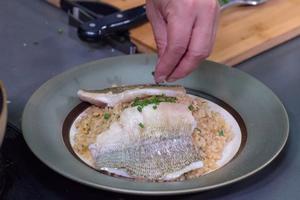 日式鲈鱼炖饭的做法 步骤19
