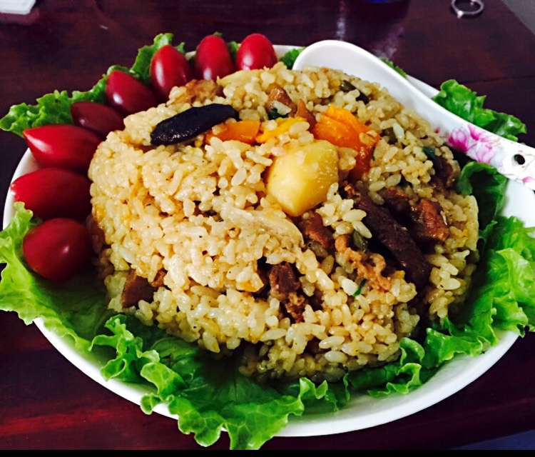 喷香羊肉焖饭