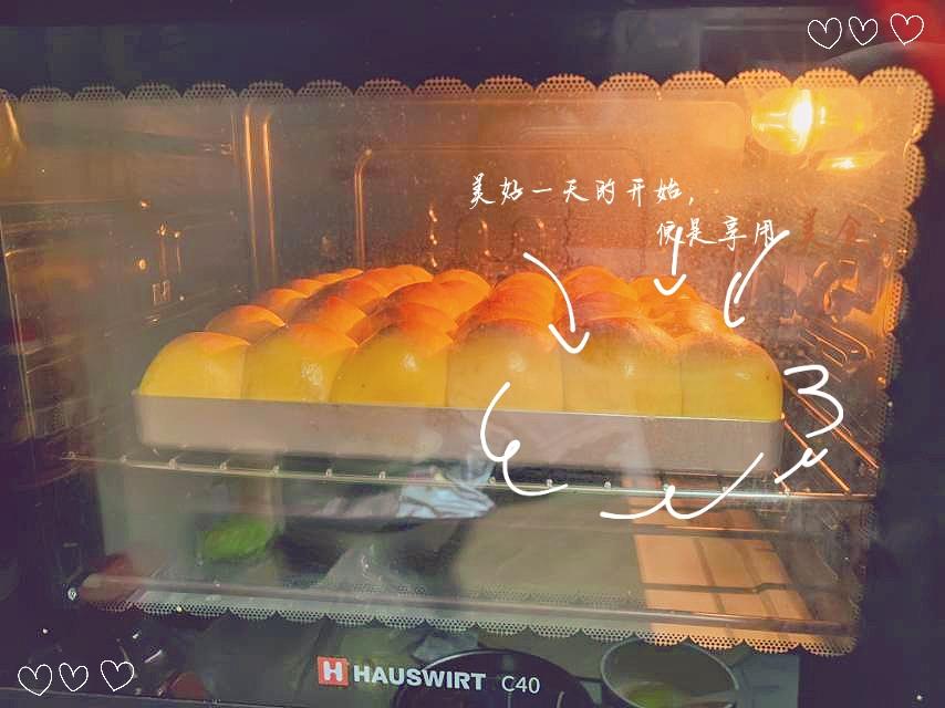 不加一滴水！这南瓜餐包太拉丝了，做法巨简单！