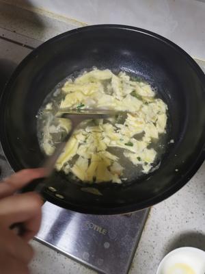 丝瓜蛋汤清爽夏日可口（没有味精鸡精，就是很鲜的丝瓜汤）的做法 步骤11