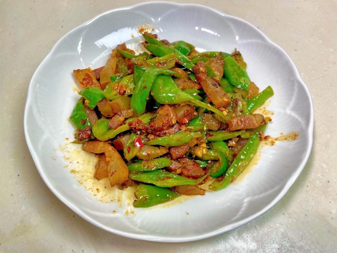 青椒炒腊肉｜家常好菜