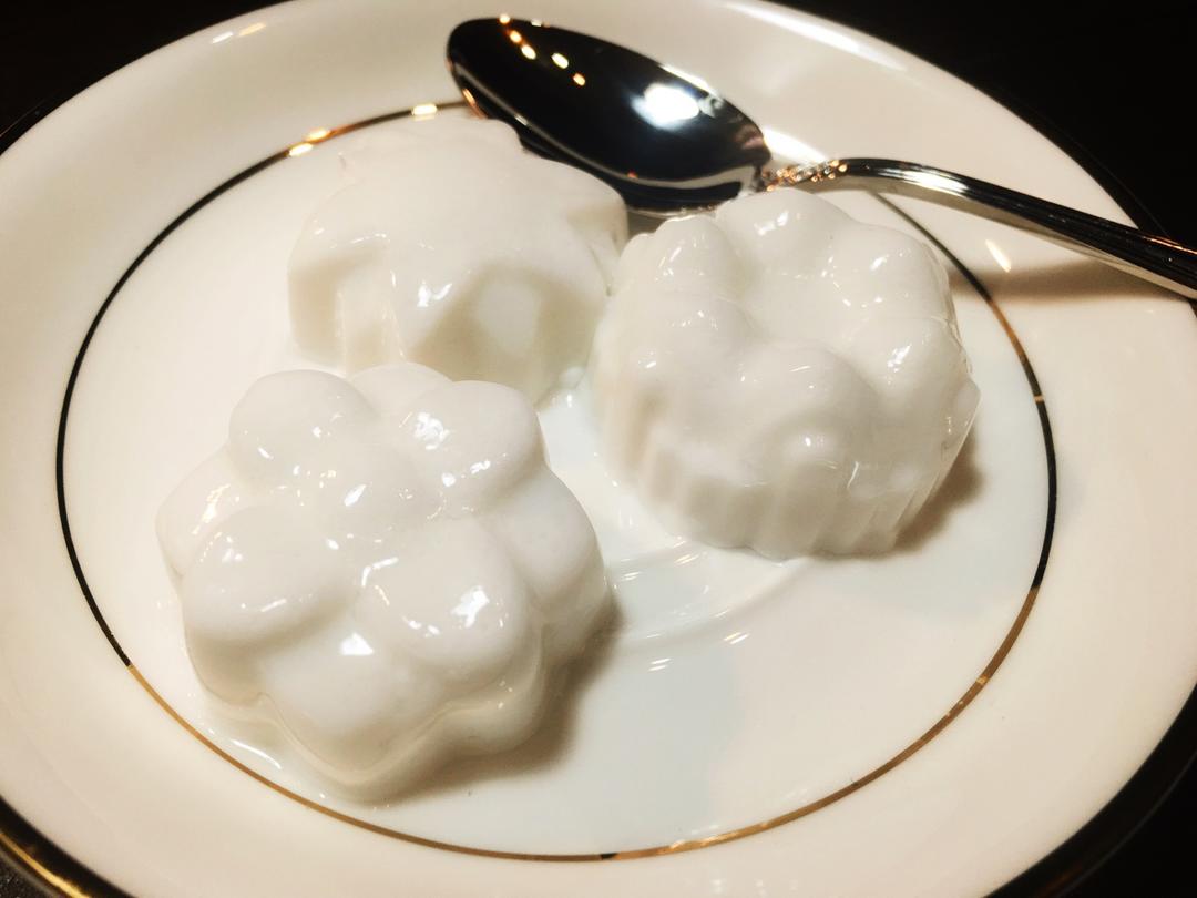 《Tinrry下午茶》网红椰子冻