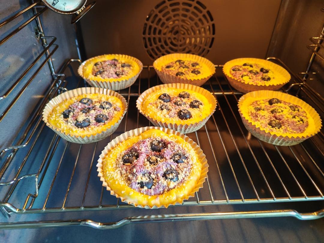 【莓莓巴斯克面包】