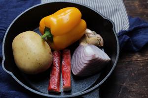 黑椒土豆牛仔骨（一菜满足你所需的维生素）的做法 步骤1