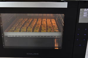 【葡萄奶酥饼干】——COUSS CO-787M智能烤箱出品的做法 步骤10