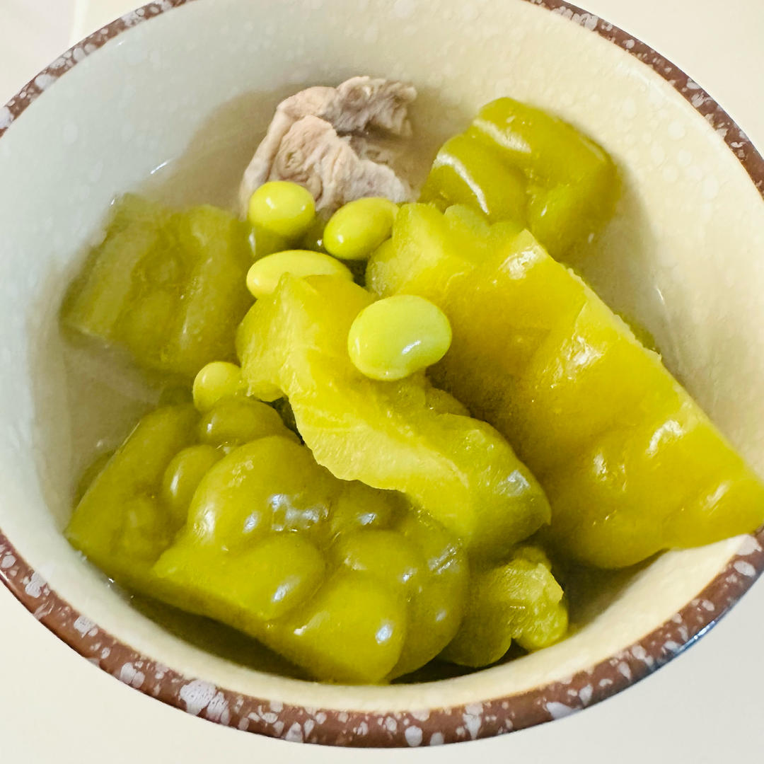 🌿苦瓜毛豆汤🍵