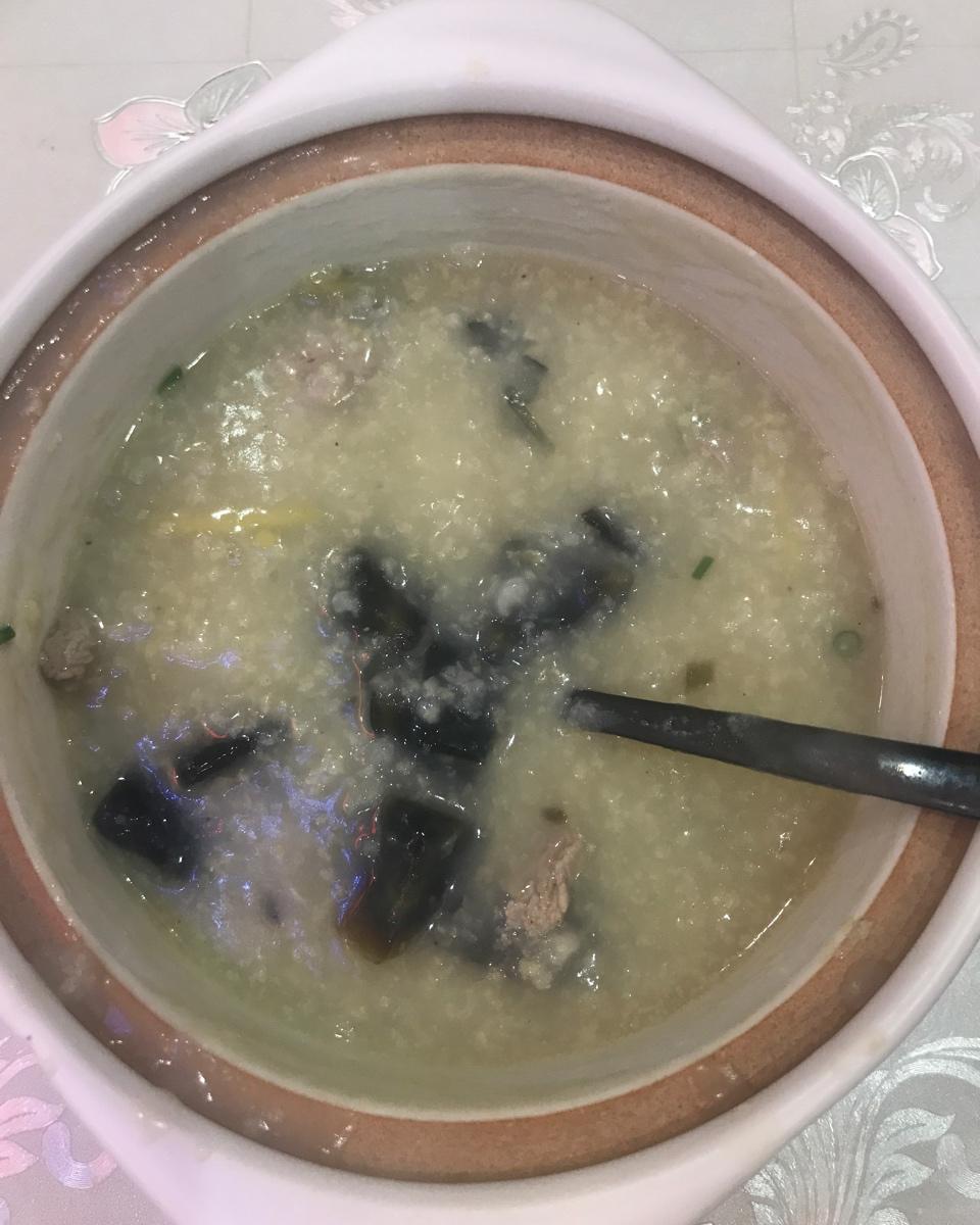 堂妈小厨——超好喝的皮蛋瘦肉粥