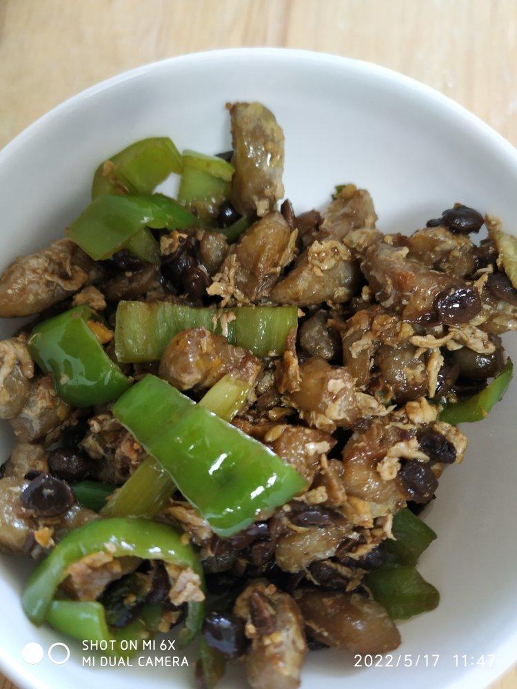 你没吃过的超级下饭的豆豉茄子炒鸡蛋