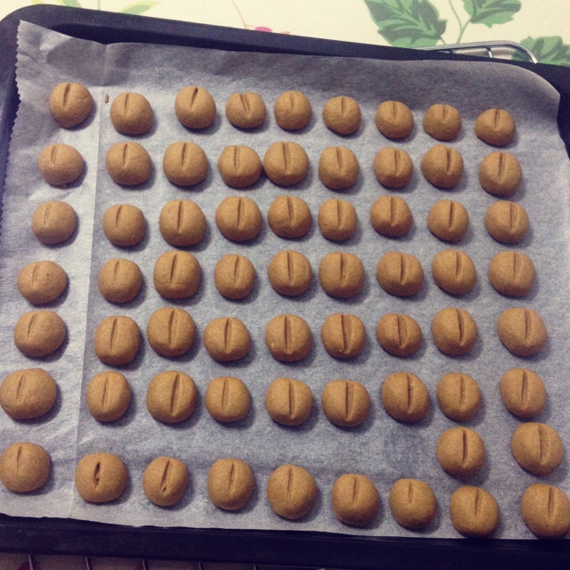 【咖啡豆豆饼干】简单的硬饼干