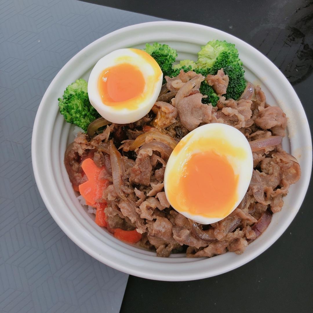 肥牛饭