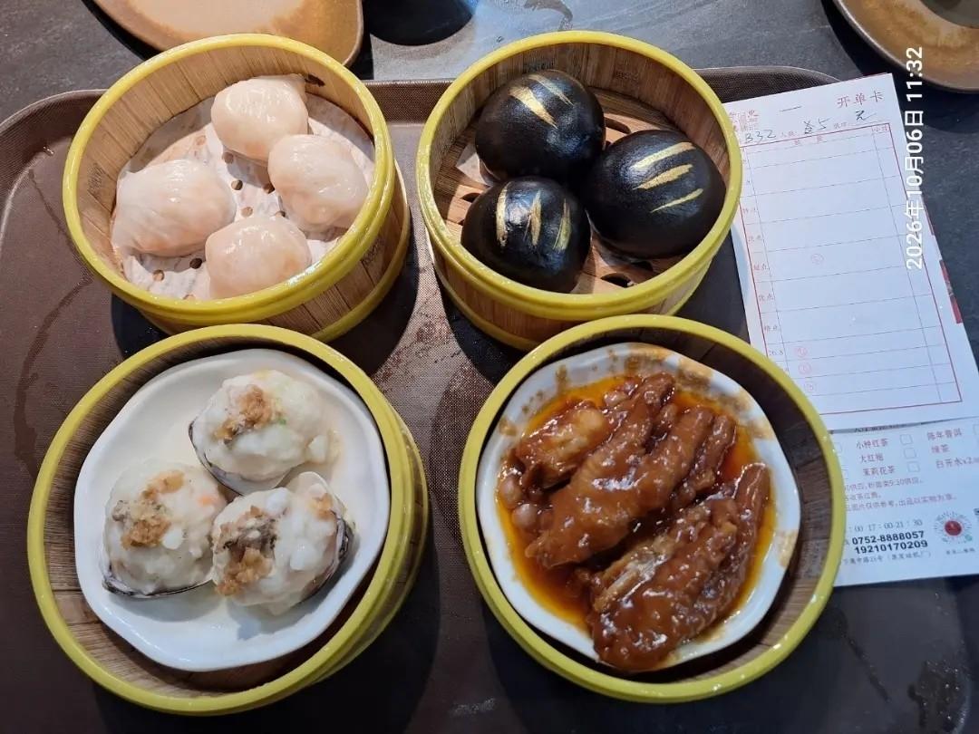 豬仔的“阿茂整餅”