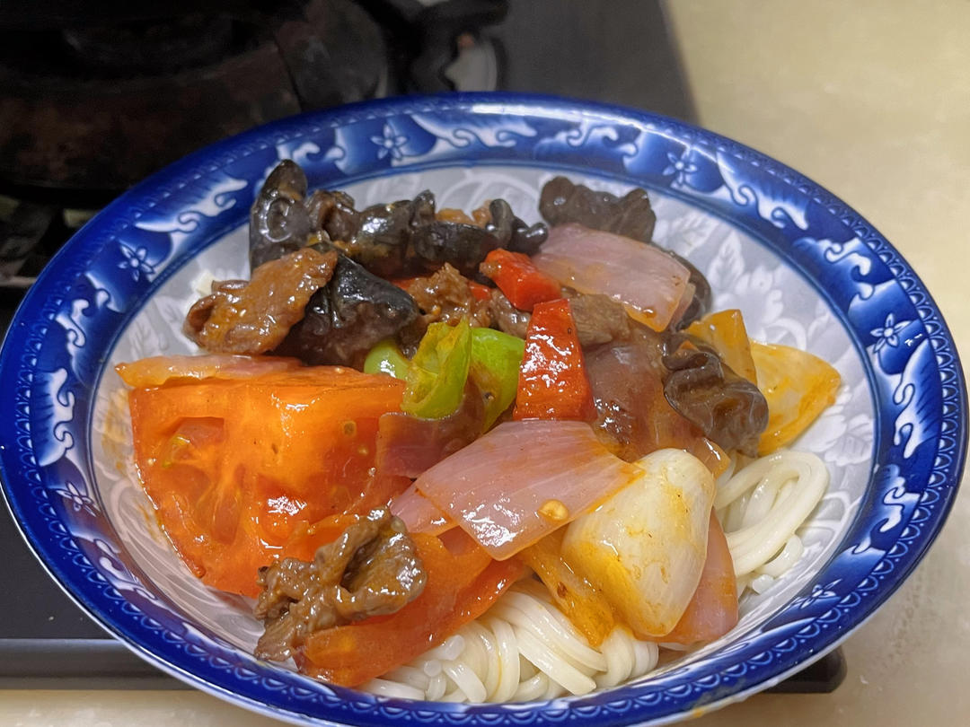 过油肉/新疆拉条子/新疆拌面/过油肉拌面（附过油肉炒制方法）