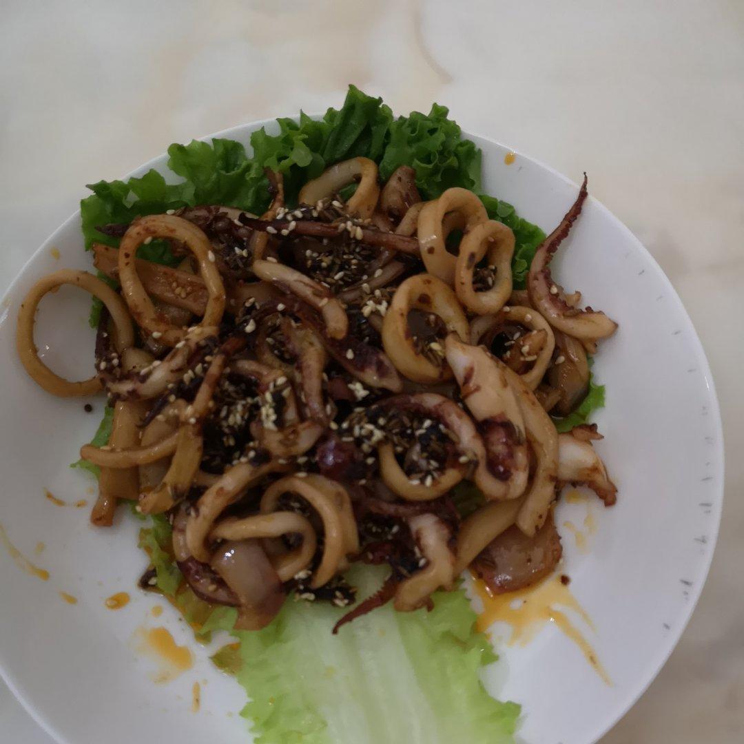香辣鱿鱼须 赛过铁板的味道