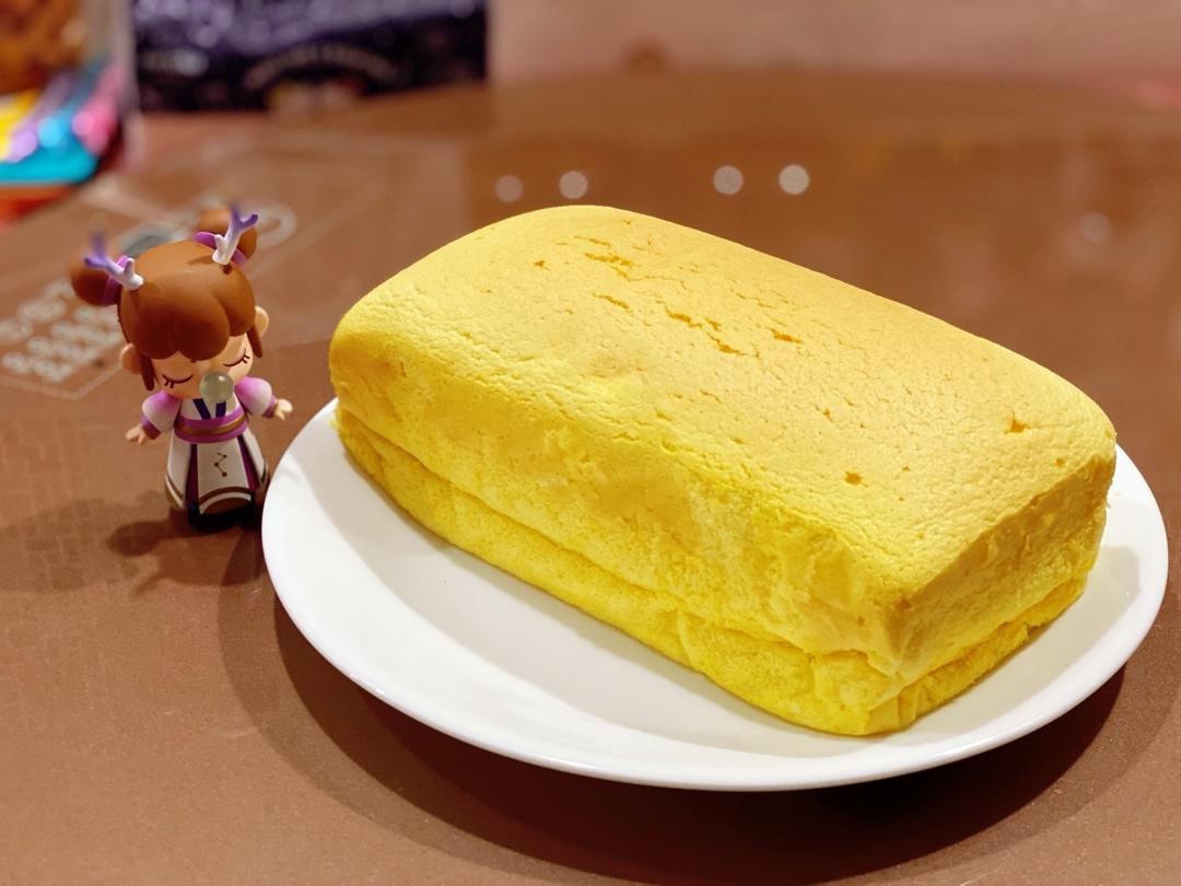 堪比柯基屁股
爆浆芝士🧀古早蛋糕