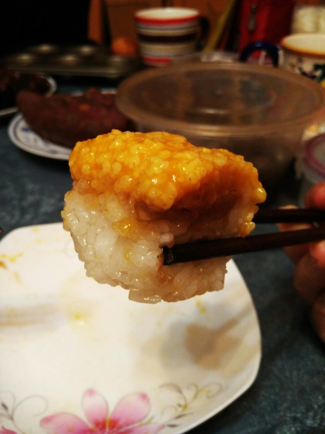 嘉诺的妈妈做的西贝小米凉糕