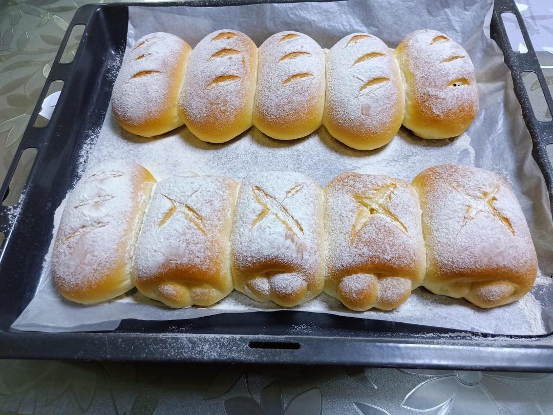 软到不知所措的牛奶卷