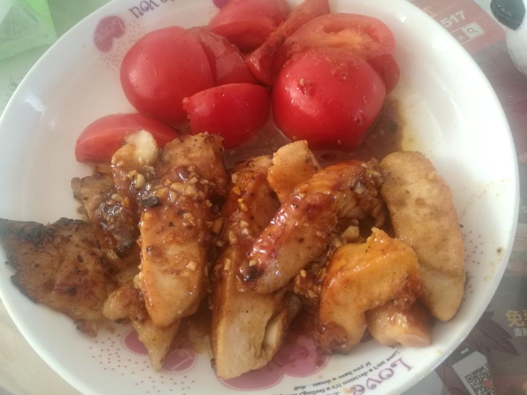 酷炫屌炸天好吃的煎鸡胸肉（香蒜蜂蜜煎鸡胸肉）