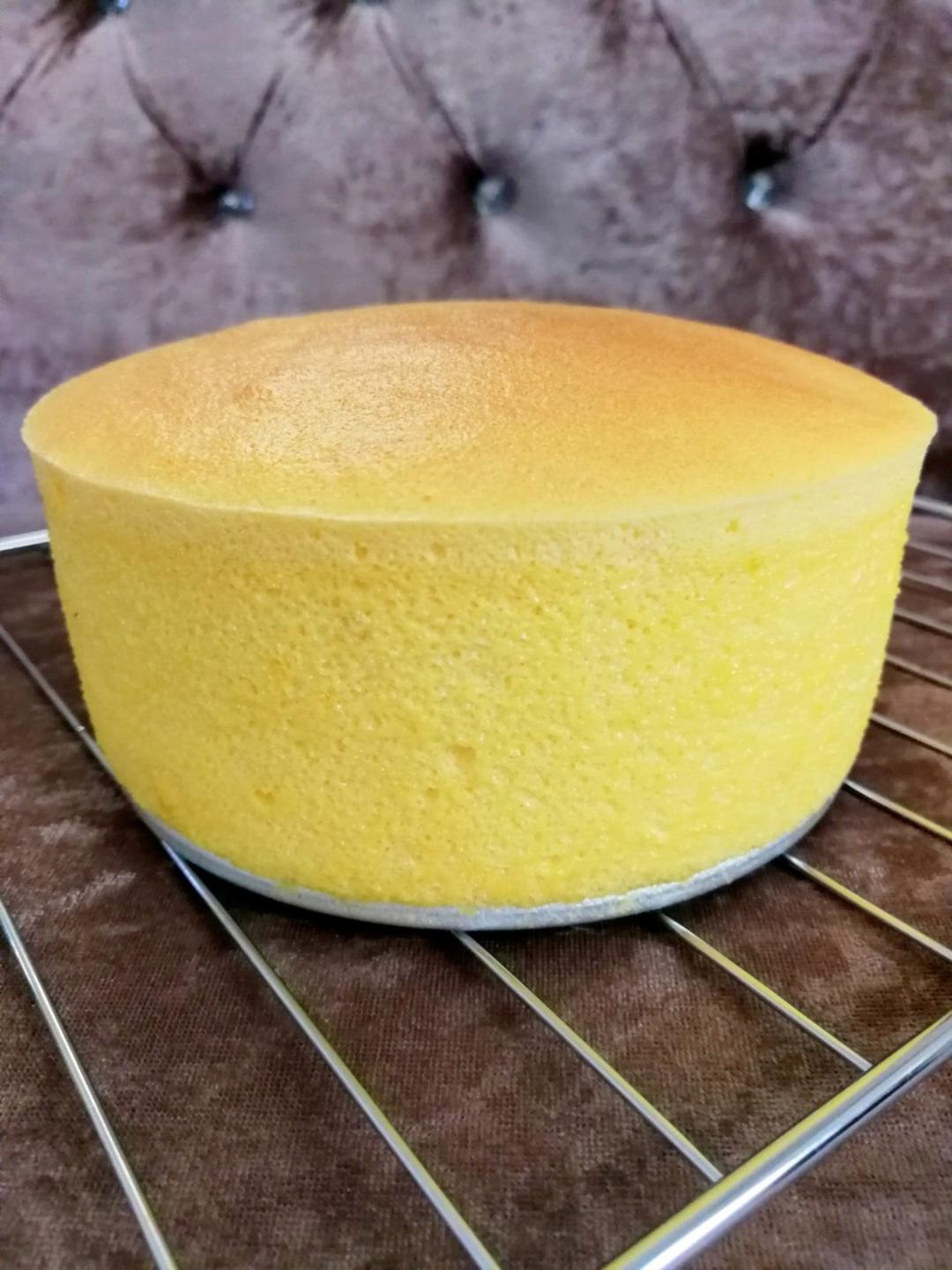 六寸酸奶古早蛋糕