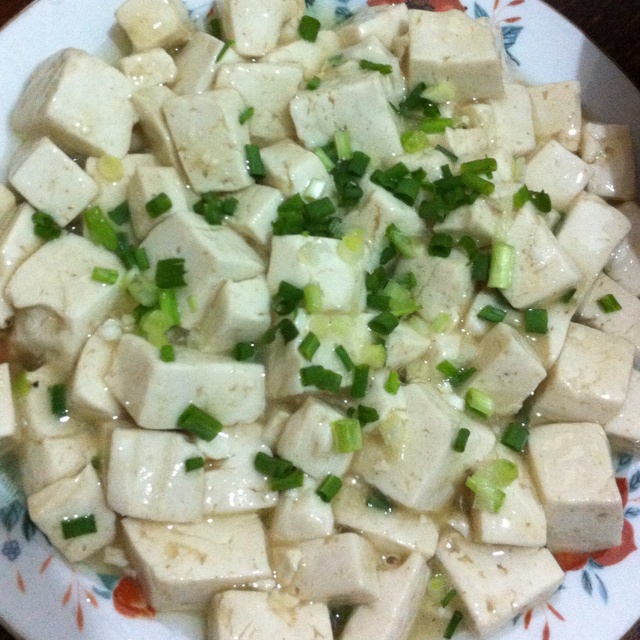 小番茄q仔做的白油豆腐