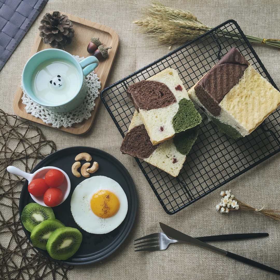 蔓越莓三色吐司